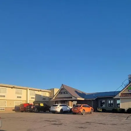 Days Inn By Wyndham West Branch Iowa City Area
